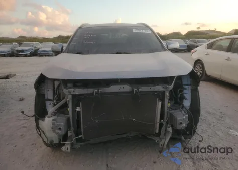 2019 Toyota Rav4 Xle Premium from USA, damaged, VIN JTMC1RFV6KD036174